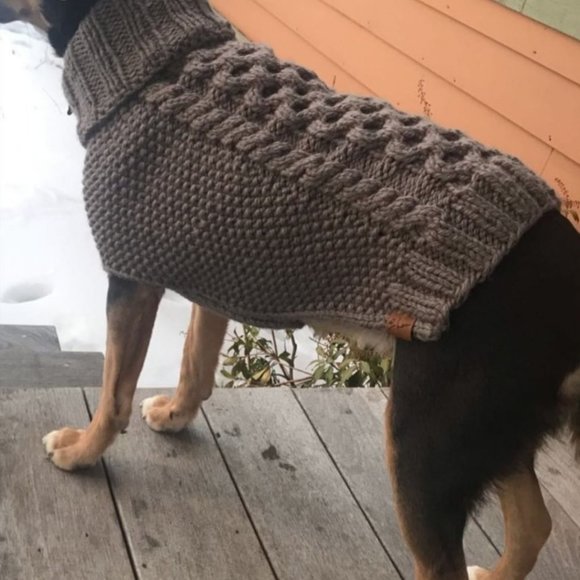 S "The Original" Honeycomb CableKnit Dog Sweater - Picture 3 of 12